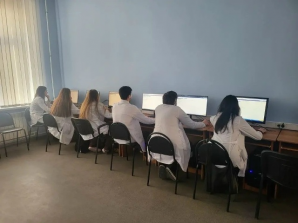 Студенты ФС прошли два значимых опроса